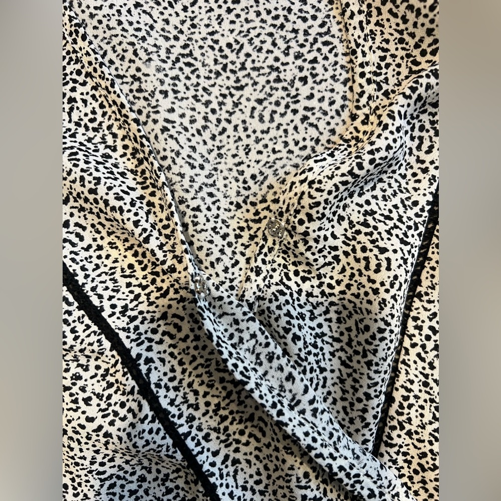 Blouse - Picture 3 of 4